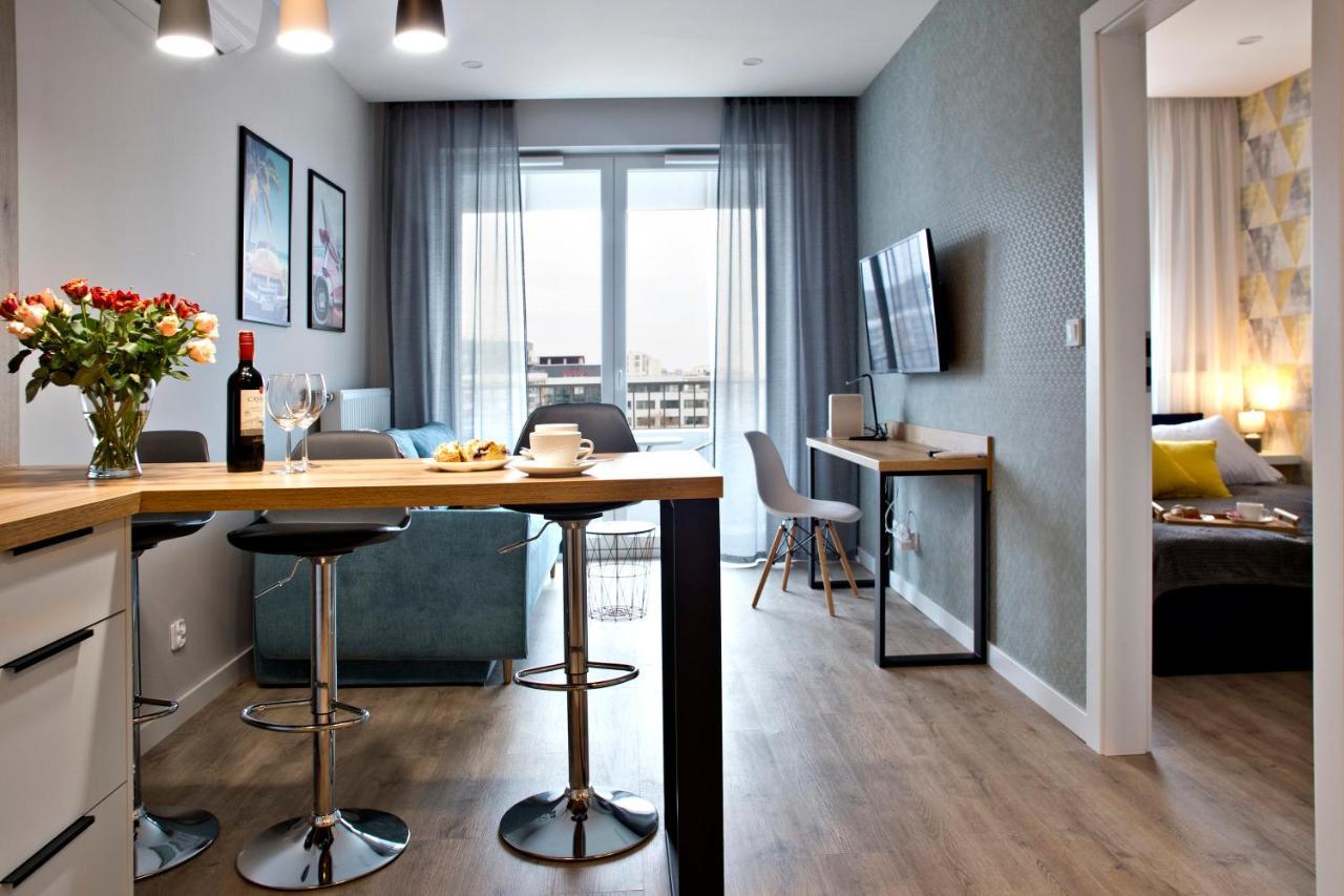 P&O Corporate Serviced Apartments Cybernetyki วอร์ซอ ภายนอก รูปภาพ
